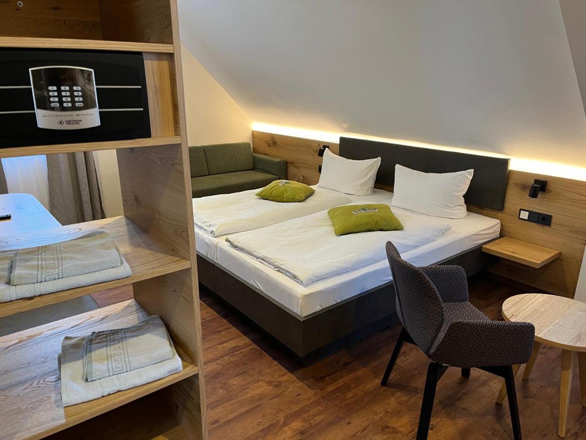 Hotel Gasthof Metzgerei Drei Linden Fulda Esterno foto