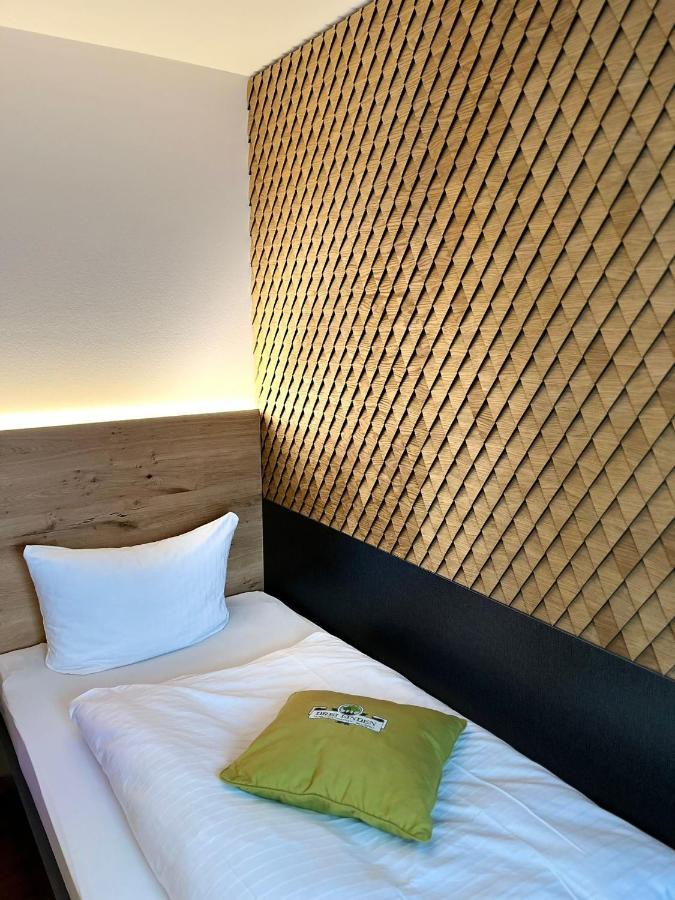 Hotel Gasthof Metzgerei Drei Linden Fulda Esterno foto